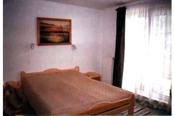 Hungría Privát Aggtelek, Exterior